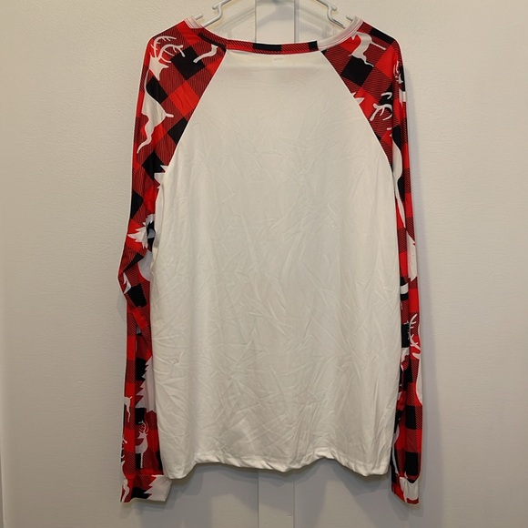 New Christmas shirt “ you serious Clark?” Unisex Large ,car tree Long Sleeves. - Picture 4 of 7